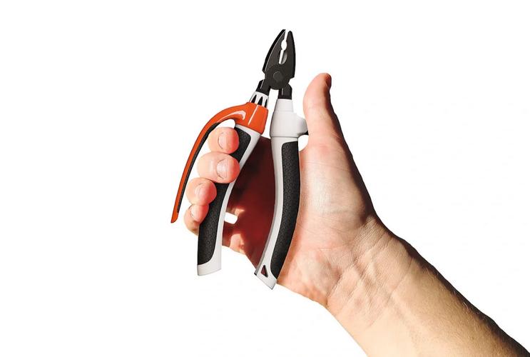 匠心独具 打造TRÈS系列钳类工具的卓越产品设计